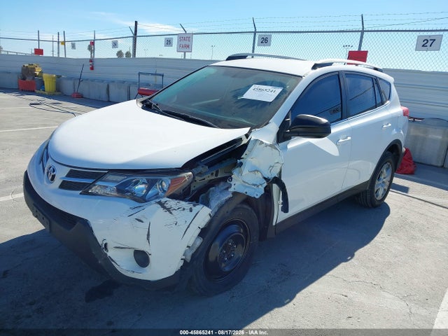 Toyota RAV4 LE 2015 2T3ZFREV5FW177212 Image 2