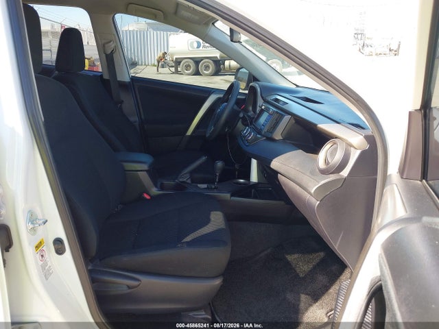 Toyota RAV4 LE 2015 2T3ZFREV5FW177212 Image 5