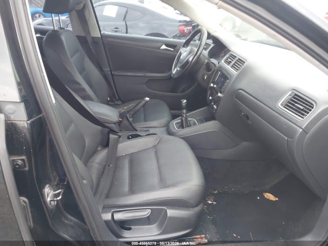 2011 Volkswagen Jetta 2.5l Se მანქანა იყიდება აუქციონზე, vin: 3VWBZ7AJ2BM369017, აუქციონის ნომერი: 45865278