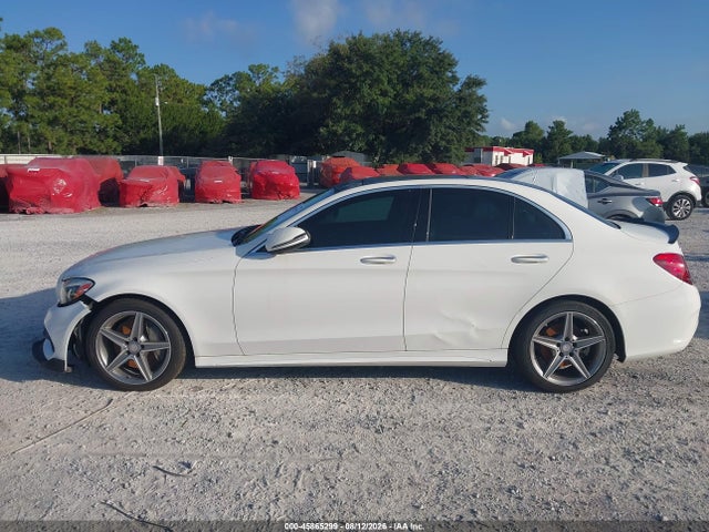 55SWF4JB5HU184783 Mercedes-Benz C 300 Sport