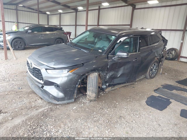 5TDGZRAH2MS031640 Toyota Highlander Xle