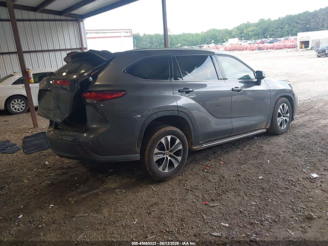 5TDGZRAH2MS031640 Toyota Highlander Xle