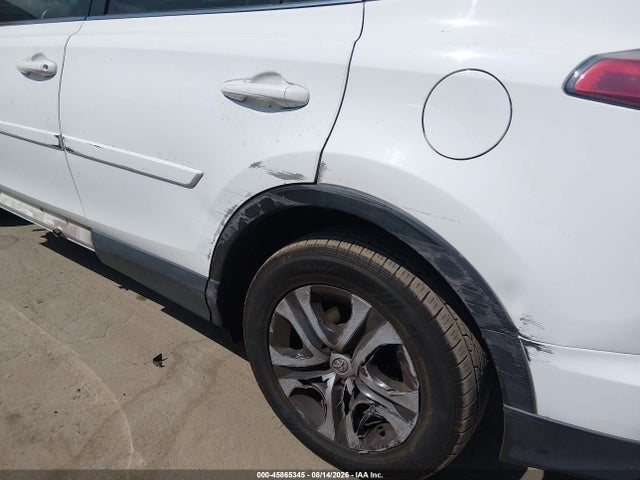 Toyota RAV4 LE 2017 JTMZFREV6HJ709598 Image 17