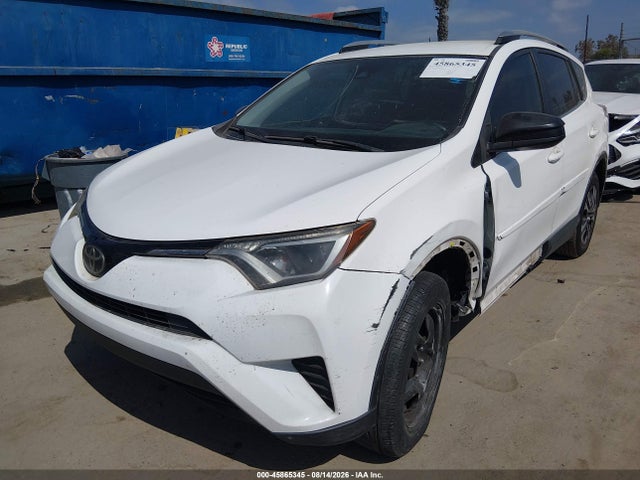 Toyota RAV4 LE 2017 JTMZFREV6HJ709598 Image 2