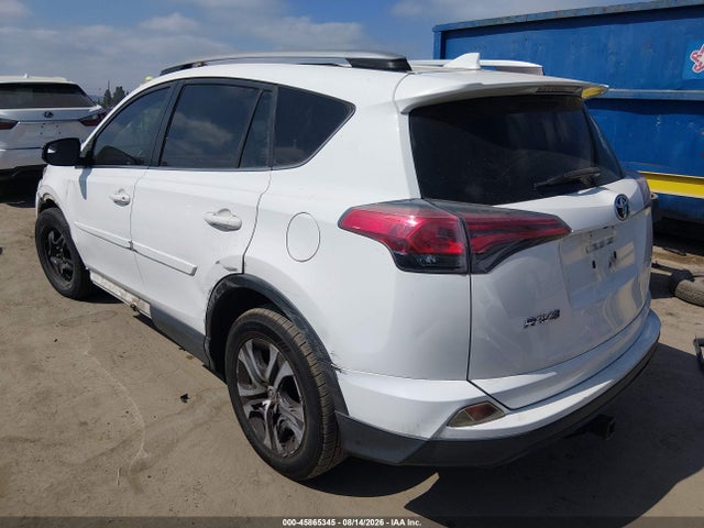 Toyota RAV4 LE 2017 JTMZFREV6HJ709598 Image 3
