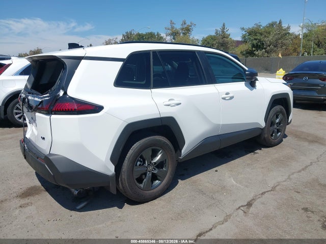 Toyota RAV4 LE 2026 2T36CRAV0TC013915 Image 4