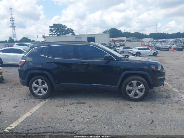 45865348 :رقم المزاد ، 3C4NJCBB7JT304675 vin ، 2018 Jeep Compass Latitude Fwd مزاد بيع