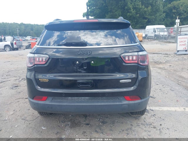 45865348 :رقم المزاد ، 3C4NJCBB7JT304675 vin ، 2018 Jeep Compass Latitude Fwd مزاد بيع