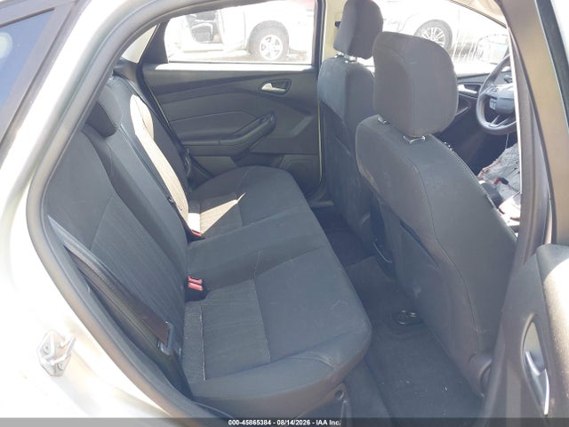 1FADP3F23GL375502 Ford FOCUS SE