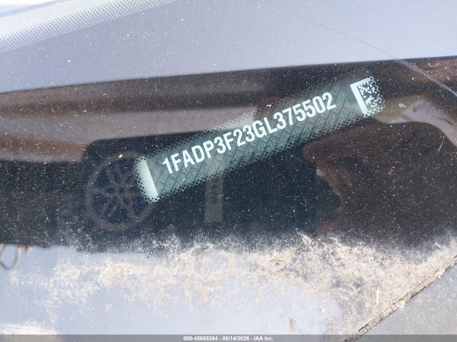 1FADP3F23GL375502 Ford FOCUS SE