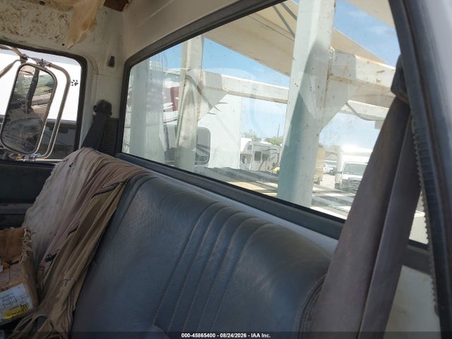 Продажа на аукционе авто 2001 Gmc C-series C7h042, vin: 1GDJ7H1C61J504163, номер лота: 45865400