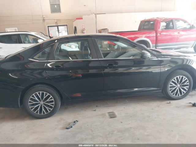 Продажа на аукционе авто 2019 Volkswagen Jetta 1.4t R-line/1.4t S/1.4t Se, vin: 3VWCB7BU6KM186205, номер лота: 45865410