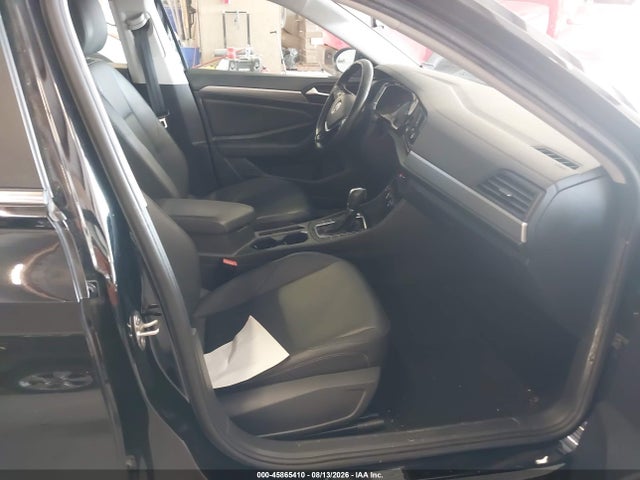 Продажа на аукционе авто 2019 Volkswagen Jetta 1.4t R-line/1.4t S/1.4t Se, vin: 3VWCB7BU6KM186205, номер лота: 45865410