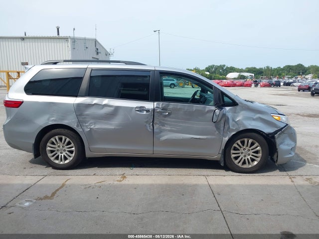 Продаж на аукціоні авто 2015 Toyota Sienna Xle 8 Passenger, vin: 5TDYK3DC4FS556871, номер лоту: 45865438