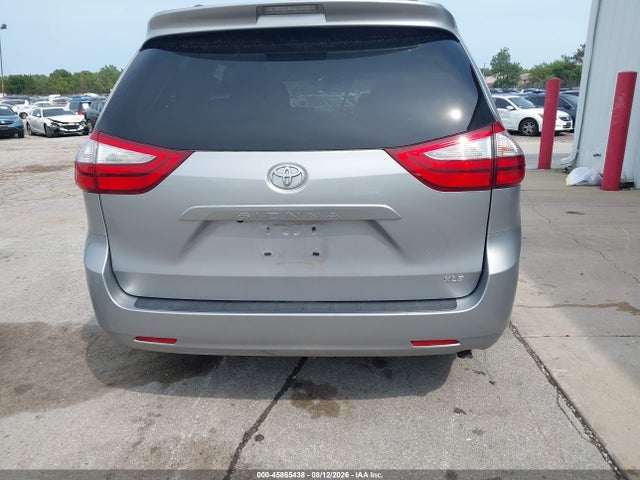 Продаж на аукціоні авто 2015 Toyota Sienna Xle 8 Passenger, vin: 5TDYK3DC4FS556871, номер лоту: 45865438