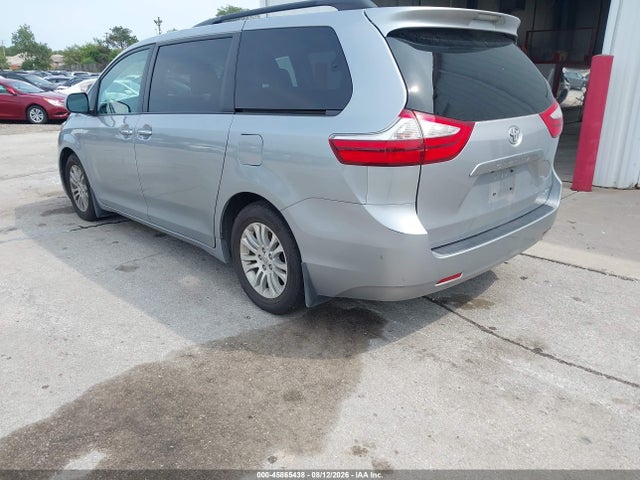 Продаж на аукціоні авто 2015 Toyota Sienna Xle 8 Passenger, vin: 5TDYK3DC4FS556871, номер лоту: 45865438