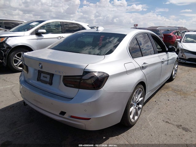 WBA3B1G59FNT06556 BMW 320i