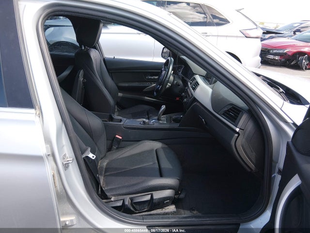 WBA3B1G59FNT06556 BMW 320i