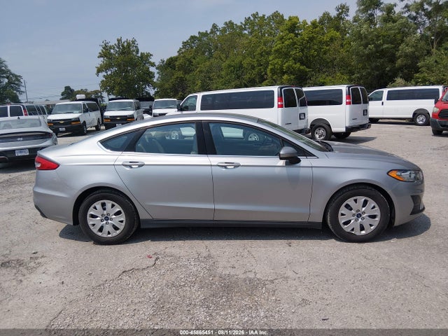 Продаж на аукціоні авто 2020 Ford Fusion S, vin: 3FA6P0G7XLR119113, номер лоту: 45865451