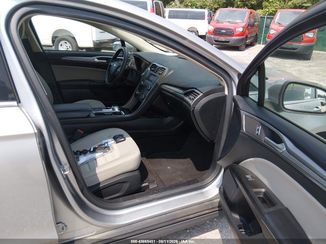 Продаж на аукціоні авто 2020 Ford Fusion S, vin: 3FA6P0G7XLR119113, номер лоту: 45865451