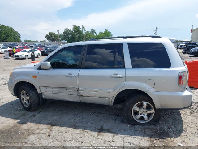45865469 :رقم المزاد ، 5FNYF28558B015975 vin ، 2008 Honda Pilot Ex-l مزاد بيع
