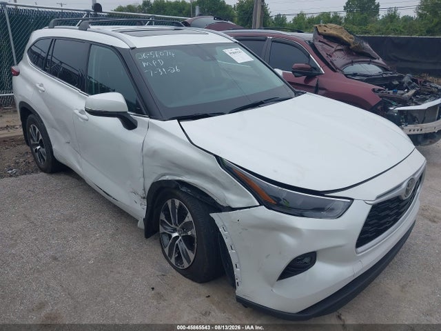 2022 Toyota Highlander Xle მანქანა იყიდება აუქციონზე, vin: 5TDGZRBH7NS243918, აუქციონის ნომერი: 45865543