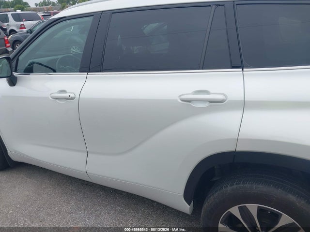 2022 Toyota Highlander Xle მანქანა იყიდება აუქციონზე, vin: 5TDGZRBH7NS243918, აუქციონის ნომერი: 45865543