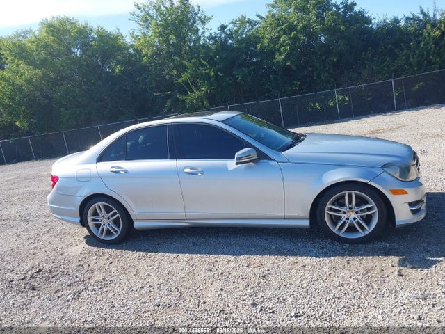 Продажа на аукционе авто 2014 Mercedes-benz C 300 Sport 4matic, vin: WDDGF8AB6ER313767, номер лота: 45865551