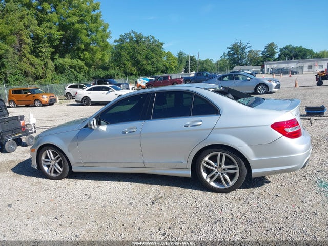 Продажа на аукционе авто 2014 Mercedes-benz C 300 Sport 4matic, vin: WDDGF8AB6ER313767, номер лота: 45865551