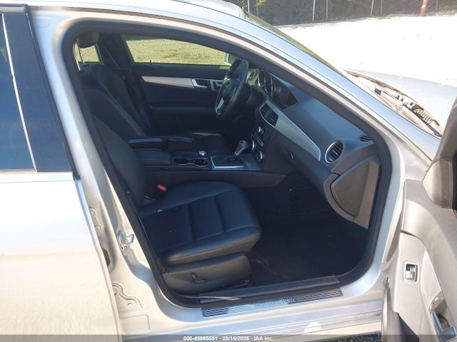 Продажа на аукционе авто 2014 Mercedes-benz C 300 Sport 4matic, vin: WDDGF8AB6ER313767, номер лота: 45865551