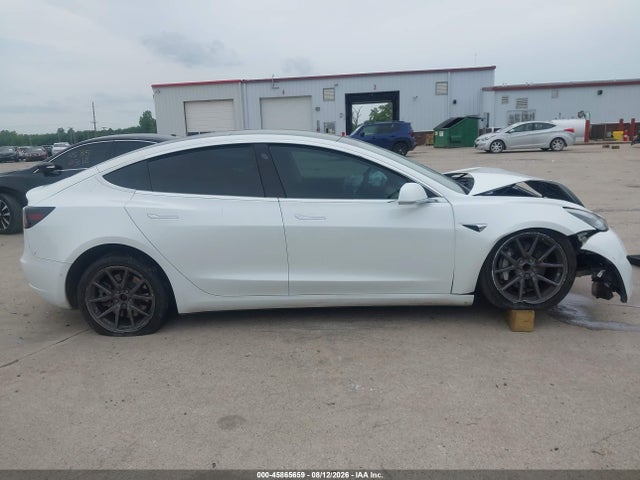 Продаж на аукціоні авто 2019 Tesla Model 3, vin: 5YJ3E1EA9KF483658, номер лоту: 45865659
