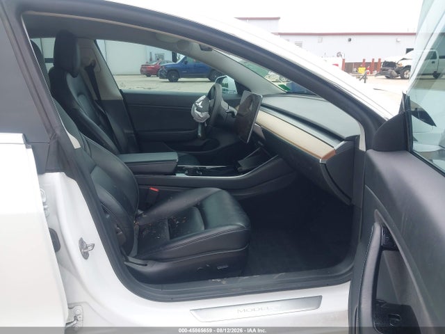 Продаж на аукціоні авто 2019 Tesla Model 3, vin: 5YJ3E1EA9KF483658, номер лоту: 45865659