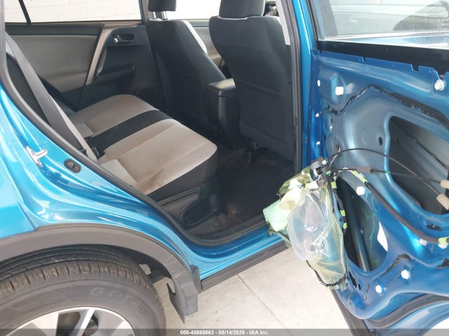 Toyota Rav4 Hybrid Xle 2017 JTMRJREV2HD143307 Image 8