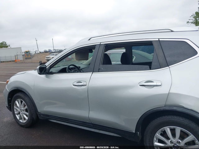 Продаж на аукціоні авто 2017 Nissan Rogue Sv, vin: KNMAT2MT7HP536376, номер лоту: 45865669