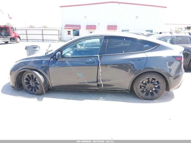 Продажа на аукционе авто 2025 Tesla Model Y Long Range Dual Motor All-wheel Drive, vin: 7SAYGAEE2SF295750, номер лота: 45865698