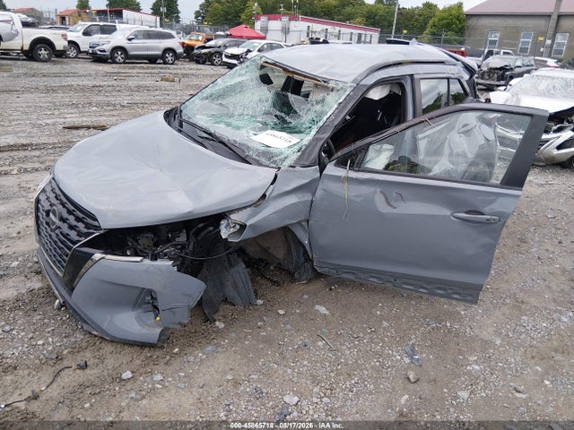 2023 Nissan Kicks Sr Xtronic Cvt მანქანა იყიდება აუქციონზე, vin: 3N1CP5DV0PL500199, აუქციონის ნომერი: 45865718