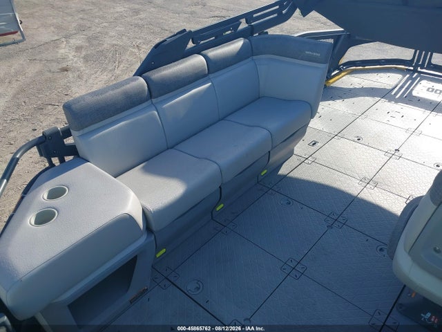 45865762 :رقم المزاد ، YDV08553H324 vin ، 2024 Seadoo Boat مزاد بيع