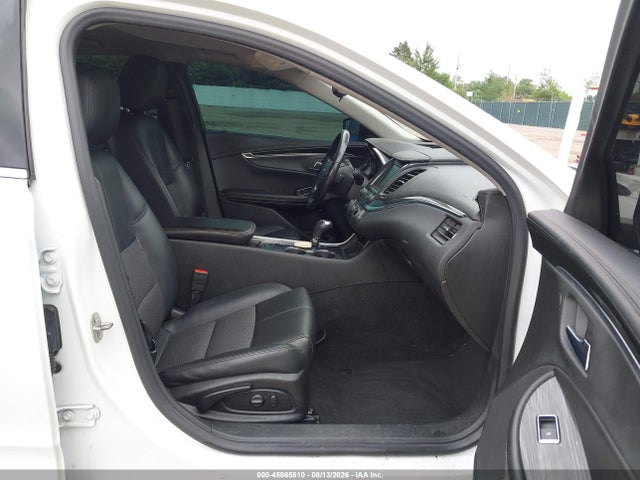 2018 Chevrolet Impala 1lt მანქანა იყიდება აუქციონზე, vin: 1G1105S38JU108359, აუქციონის ნომერი: 45865810