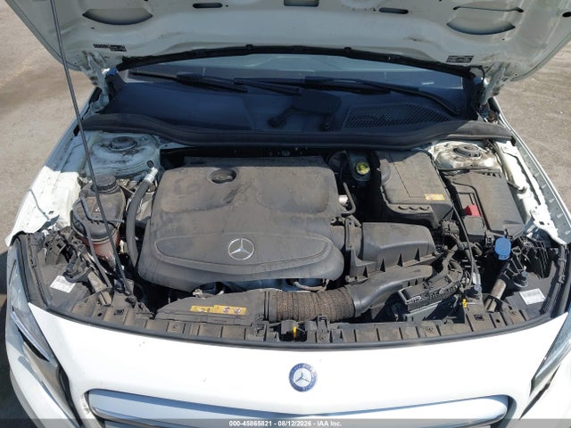 WDCTG4EB4FJ123730 Mercedes-Benz GLA 250