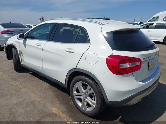 WDCTG4EB4FJ123730 Mercedes-Benz GLA 250