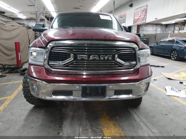 1C6RR6LT5HS584599 RAM 1500 Big Horn 4x2 5&#039;7 Box