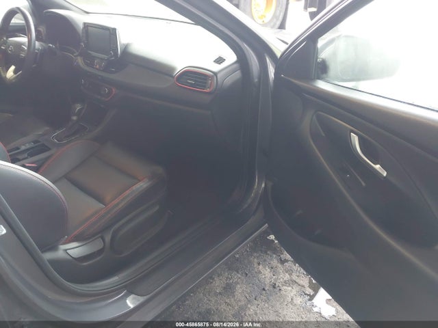 Продажа на аукционе авто 2018 Hyundai Elantra Gt Sport, vin: KMHH55LC0JU018236, номер лота: 45865875