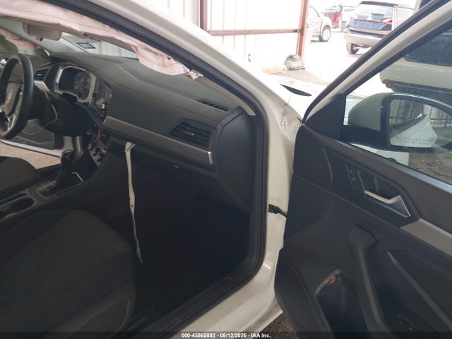 Продажа на аукционе авто 2019 Volkswagen Jetta 1.4t R-line/1.4t S/1.4t Se, vin: 3VWC57BU5KM047254, номер лота: 45865892