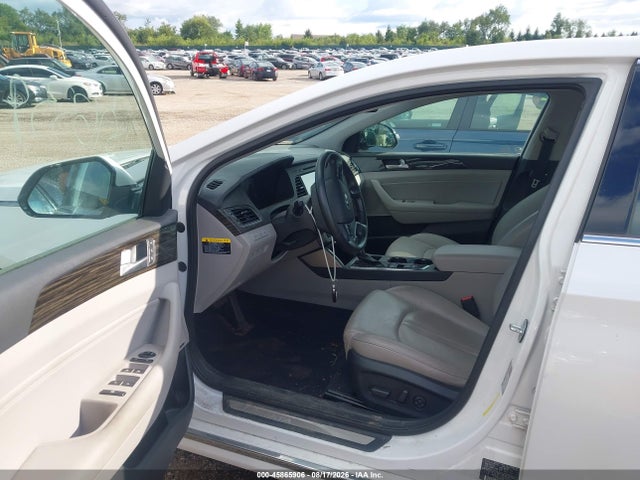 Продаж на аукціоні авто 2016 Hyundai Sonata Hybrid Limited, vin: KMHE34L11GA028723, номер лоту: 45865906
