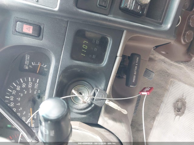 1998 Toyota Tacoma მანქანა იყიდება აუქციონზე, vin: 4TAVL52N2WZ028546, აუქციონის ნომერი: 45865938