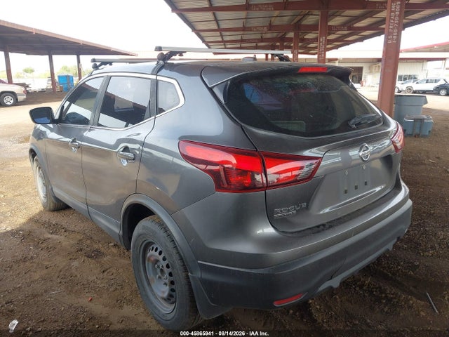 2017 Nissan Rogue Sport S მანქანა იყიდება აუქციონზე, vin: JN1BJ1CP8HW001378, აუქციონის ნომერი: 45865941