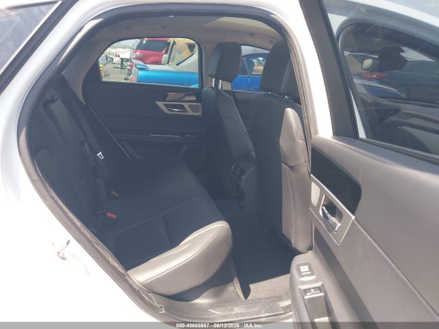 Jaguar Xf 35t Premium 2017 SAJBD4BVXHCY44572 Image 8
