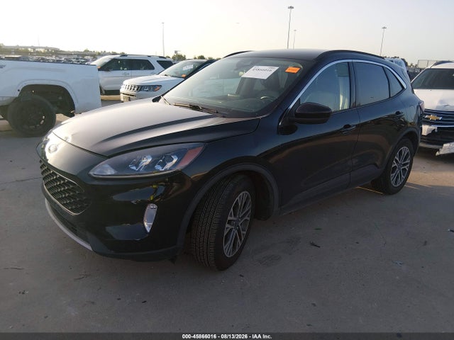 Ford ESCAPE SEL 2020 1FMCU0H64LUA80941 Image 2