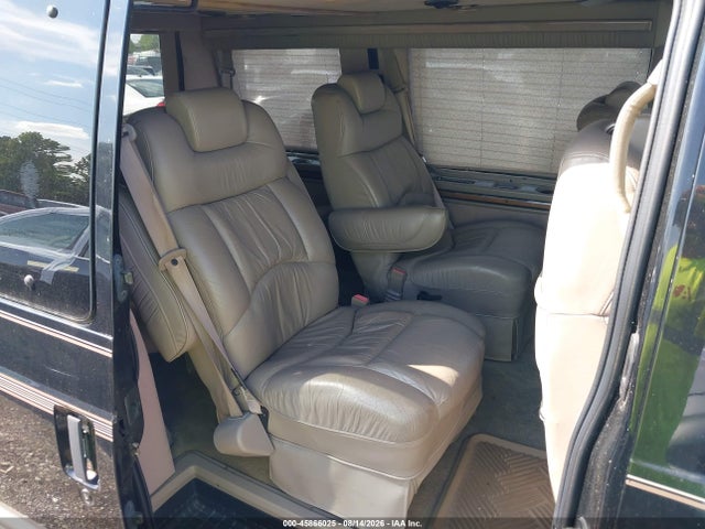 2000 Gmc Safari Upfitter Pkg. მანქანა იყიდება აუქციონზე, vin: 1GDDM19WXYB527767, აუქციონის ნომერი: 45866025