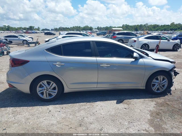 2020 Hyundai Elantra Sel მანქანა იყიდება აუქციონზე, vin: 5NPD84LFXLH593326, აუქციონის ნომერი: 45866029